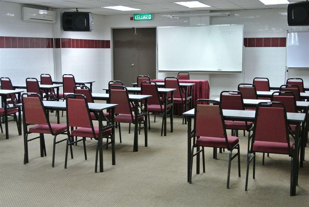 Хостел Ymca Penang Джорджтаун Екстер'єр фото