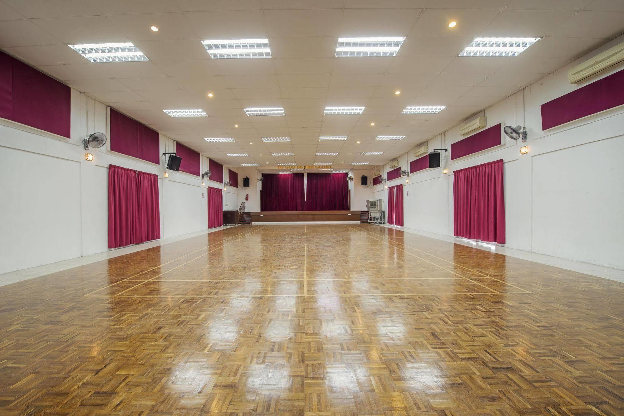 Хостел Ymca Penang Джорджтаун Екстер'єр фото